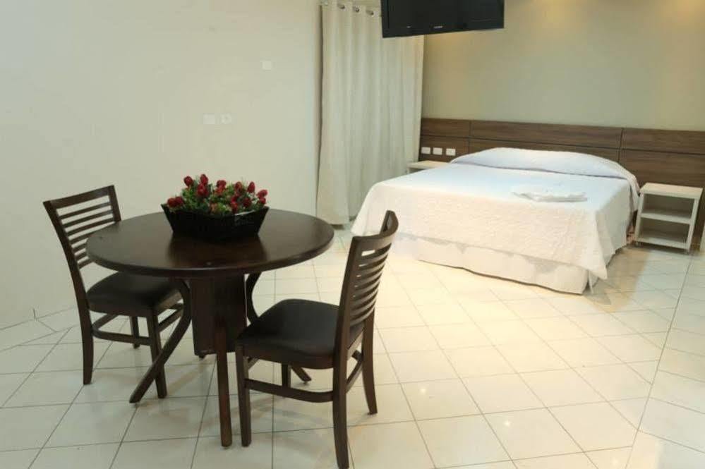 London Hotel Londrina Zewnętrze zdjęcie